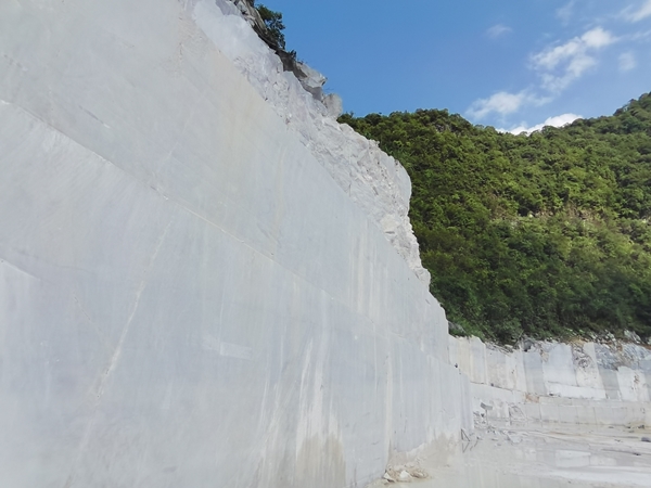 礦山基地二區